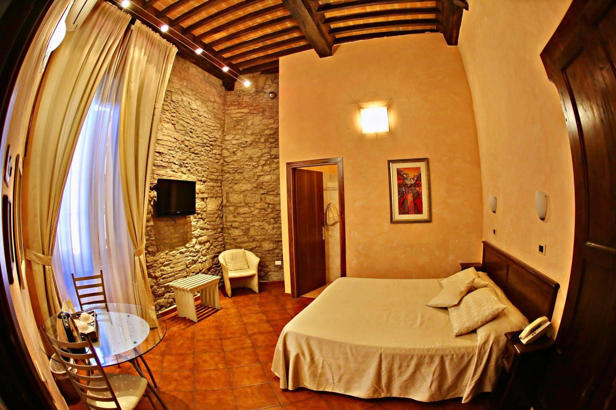 Hotel Italia Кортона Экстерьер фото